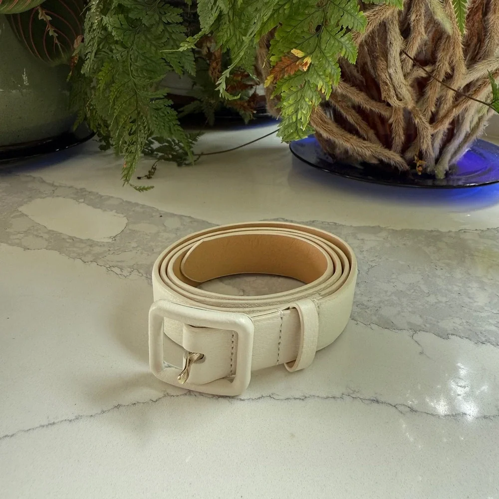 Talbots Womens Cream Leather Belt Square Leather Wrapped Buckle Size S NEW